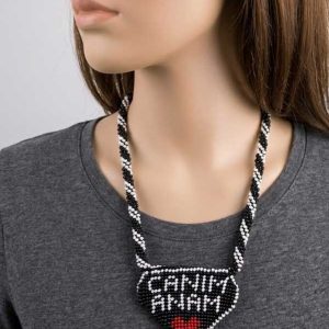 El Örmesi "Canım Anam" Yazılı Kalp Detaylı Boncuk Kolye