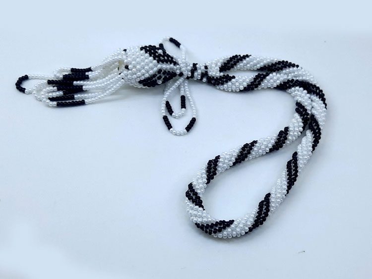 Siyah Beyaz Örme Efe Boy Sallama - Görsel 2