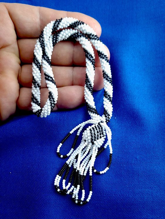 Siyah Beyaz Örme Efe Boy Sallama - Görsel 4